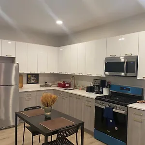 Stylish 8mins To Airport , Newark United States